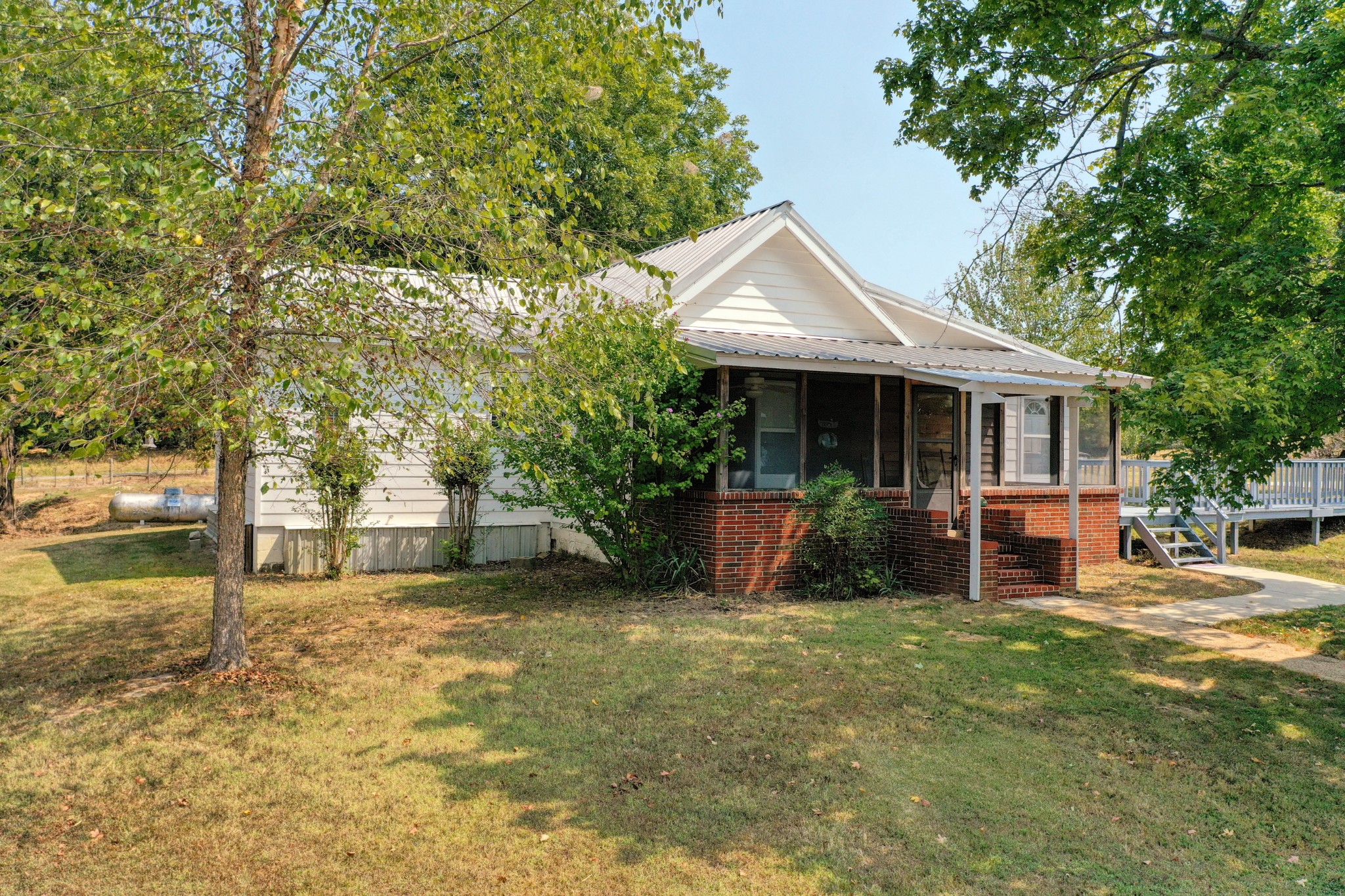 2703033 | $395,000 | 600 Hearn Rd, Greenfield, TN 38230