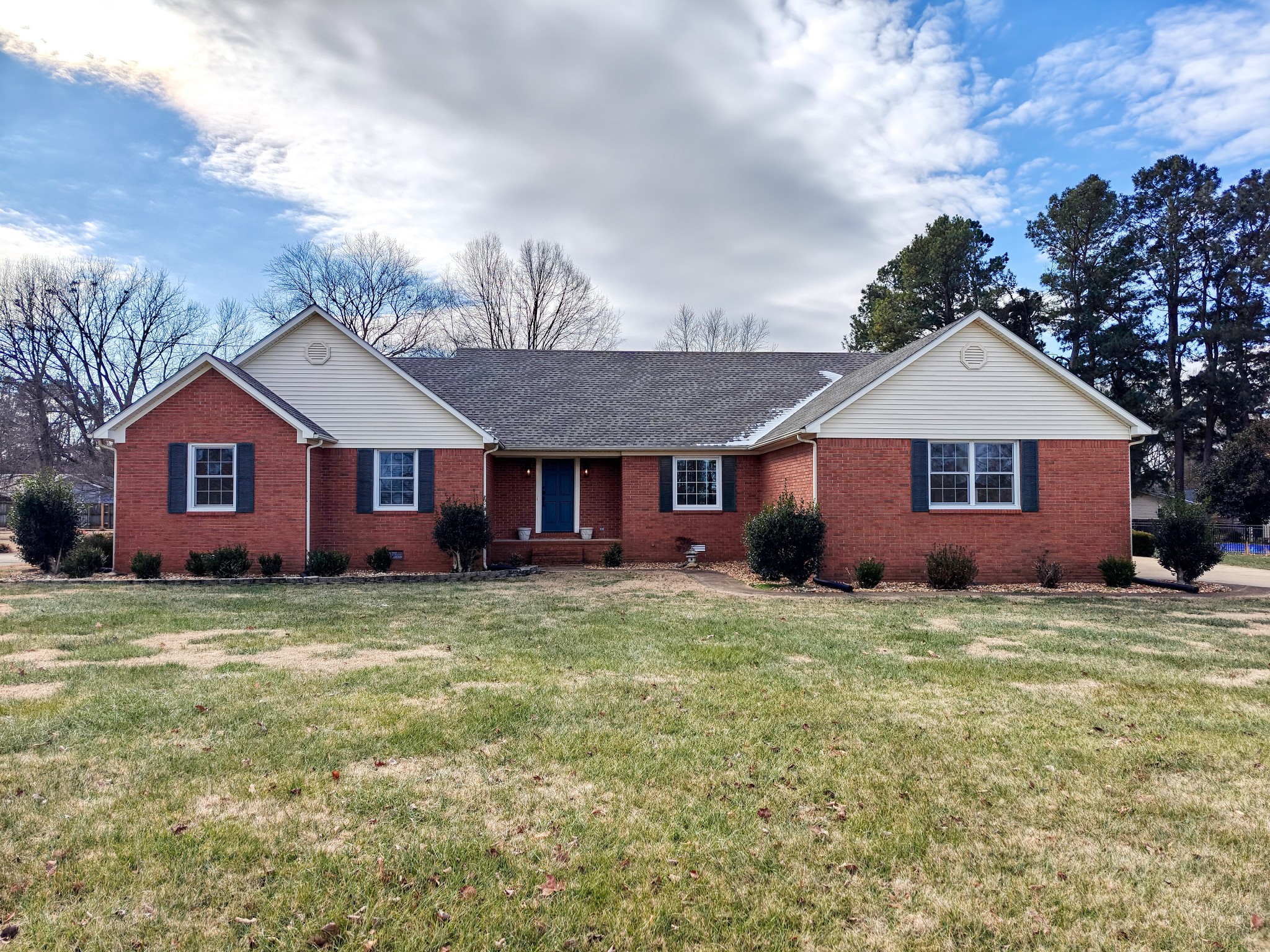 2780845 | $299,500 | 245 Anderson Dr, Mc Kenzie, TN 38201