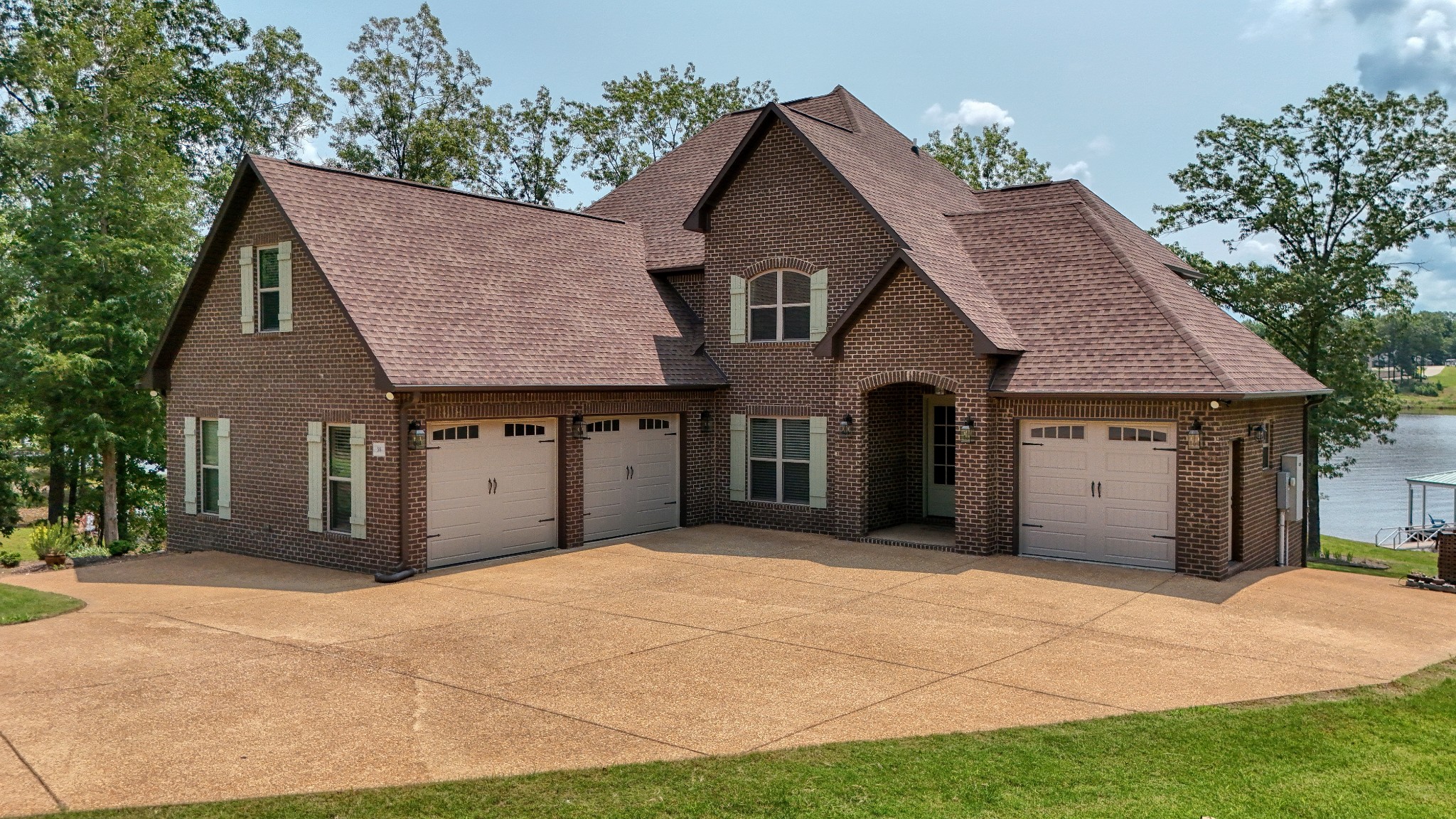 2905209 | $1,245,000 | 58 Hunters Cv, Huntingdon, TN 38344